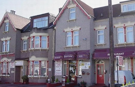 Cranbrook Hotel Ilford